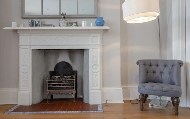 Spacious 1 Bedroom Flat in Heart of Notting Hill