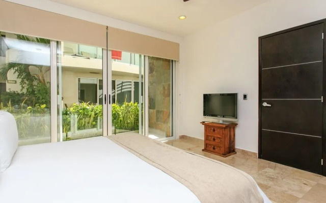 Mamitas 1103 2 Bedrooms and Terrace by RedAwning