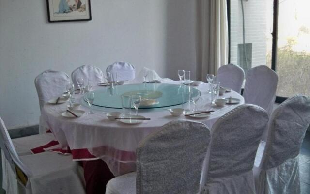 Huanghe Impression Hotel