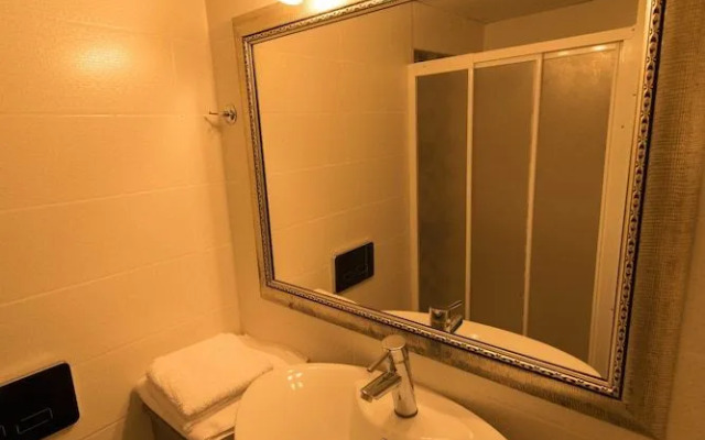 Ileri Hotel & Apartments