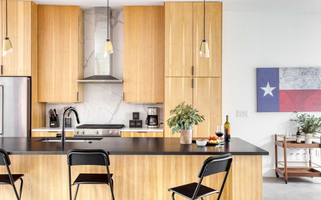 Melody by AvantStay | Peloton included, sleek home, Austin