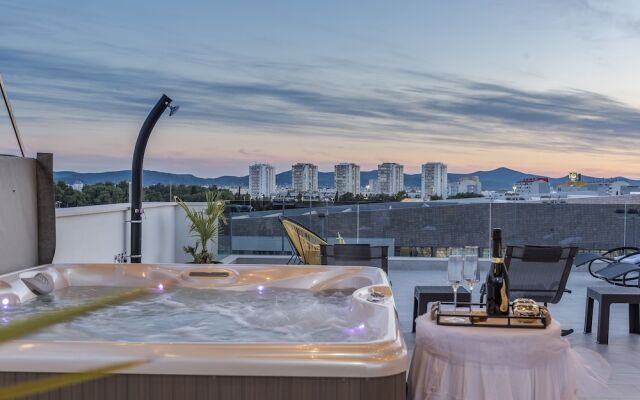 Luxury Majpruz Suites