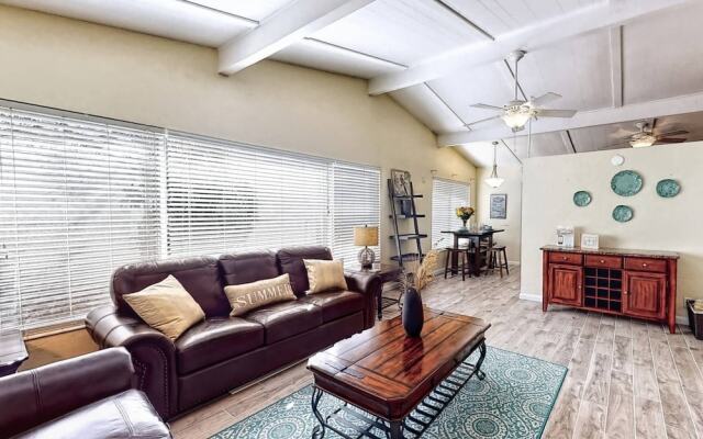 Peacock Bungalow - Left