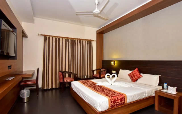 Hotel Abirami Residency