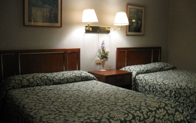 Arka Motel