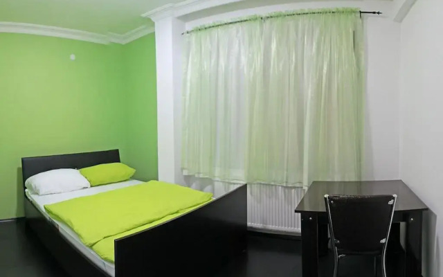 Rengarenk Hostel & Pension