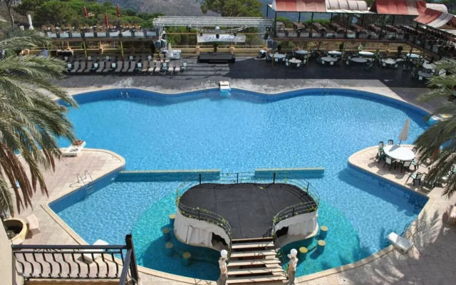 Pineland Hotel and Health Resort