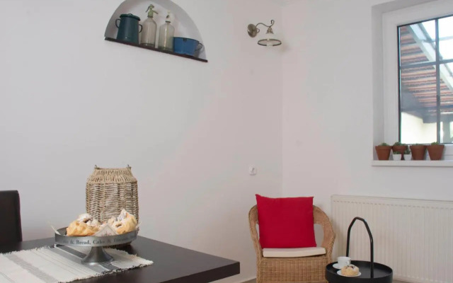 Demizson Apartman
