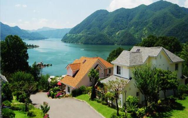 Cheongpoong Bluming Days