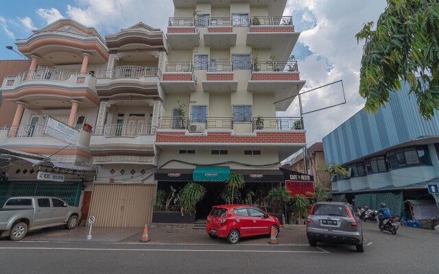 D'soedoet by RedDoorz