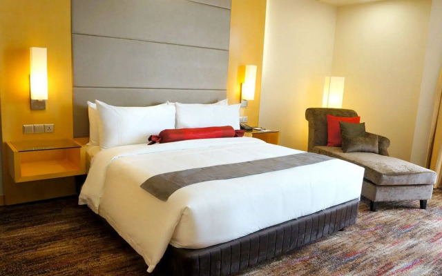 The Waterfront Hotel