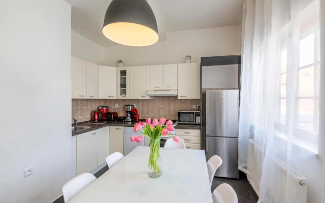 Štupartská 9 - Tyn Church View Apartment with terrace