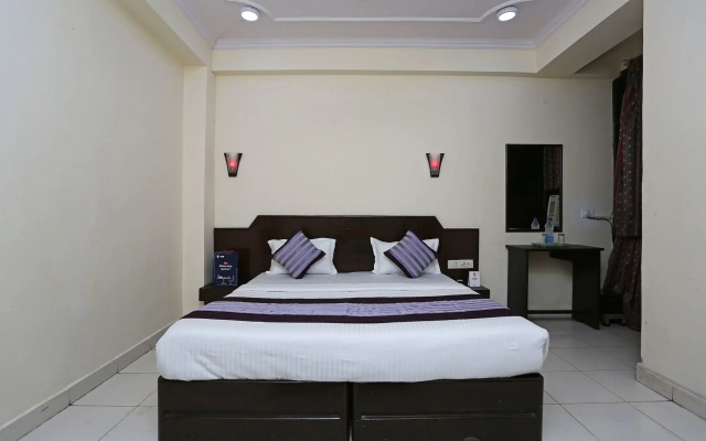 OYO 5382 Hotel Elegant International
