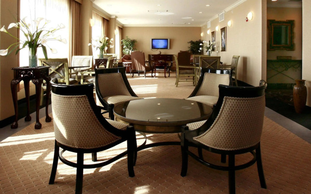 Pensacola Grand Hotel