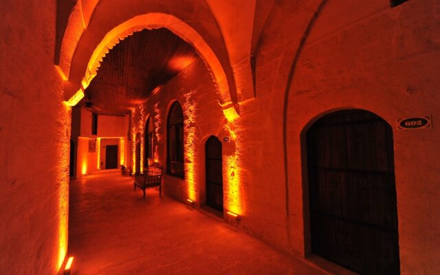 Kadim Otel