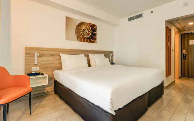 AX ODYCY Hotel