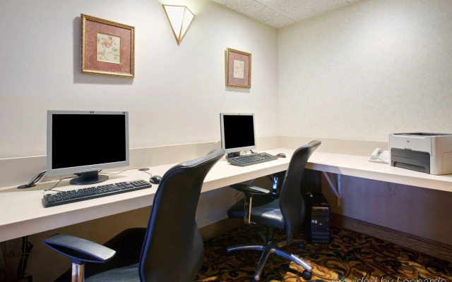 Country Inn & Suites by Radisson, Rapid City, SD