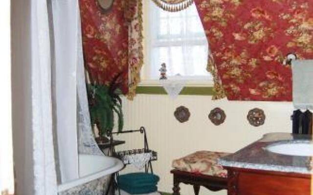 Schuster Mansion Bed & Breakfast