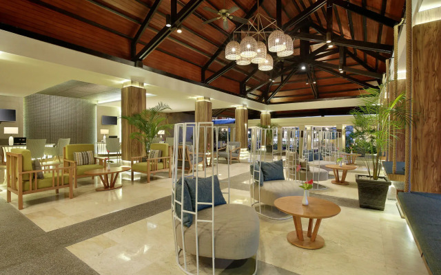 Mercure Manado Tateli Resort and Convention