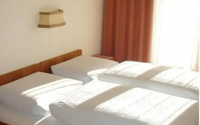 Amazing Apartment in Gschnitz With 2 Bedrooms and Wifi