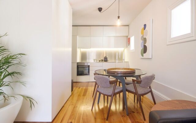 Deluxe Soulful Mirror Downtown