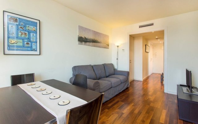 Luxurious 3 Bedroom Flat And Terrace In Sants