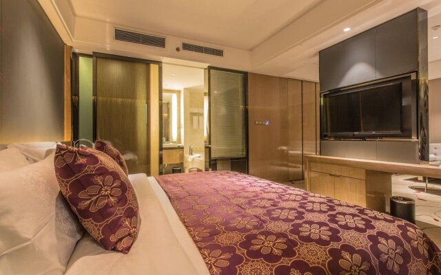 Excel Hotel