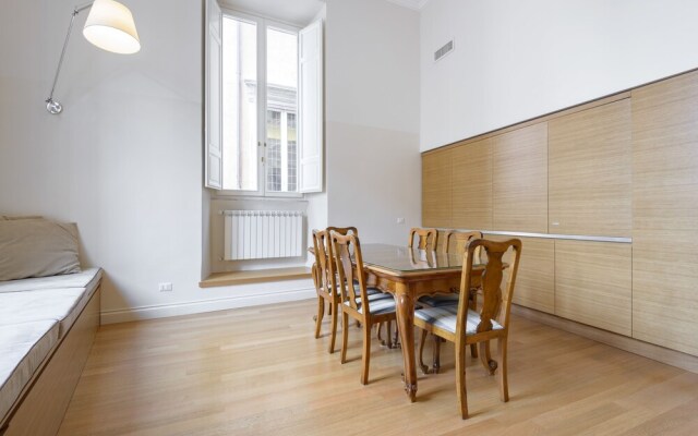 Travel & Stay - Navona 2