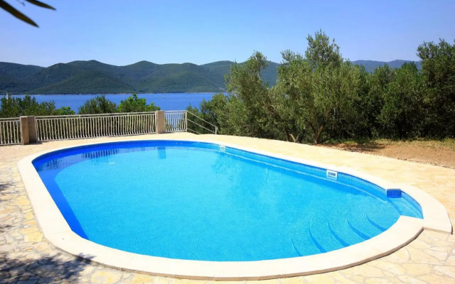 Seaside apartments with a swimming pool Viganj, Peljesac - 260
