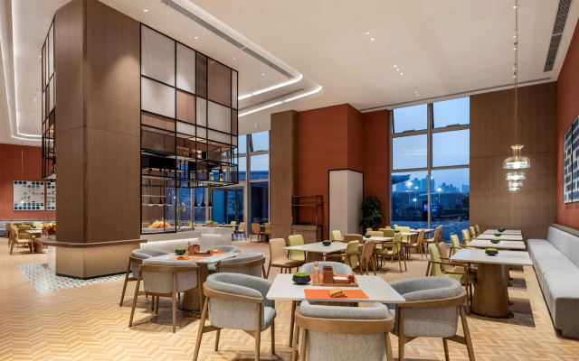 Holiday Inn & Suites Wuhan International Expo