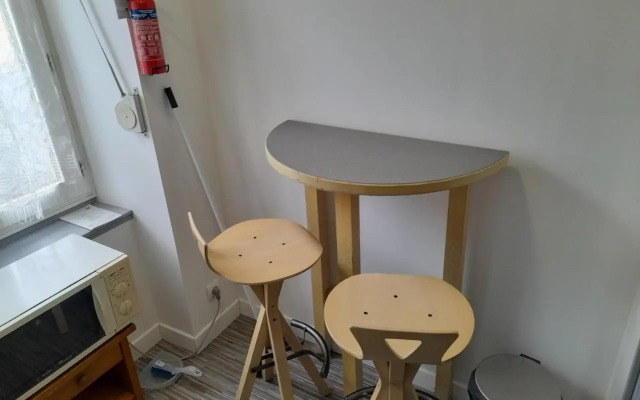 Studios face à la gare