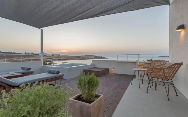 Paros Comfy Suites