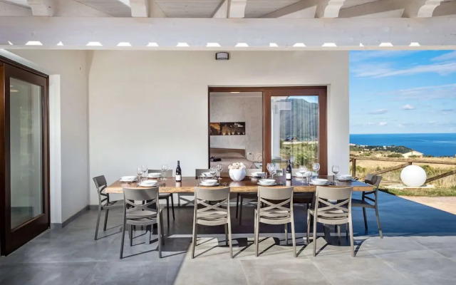 Villa in Castellammare Near the Coast