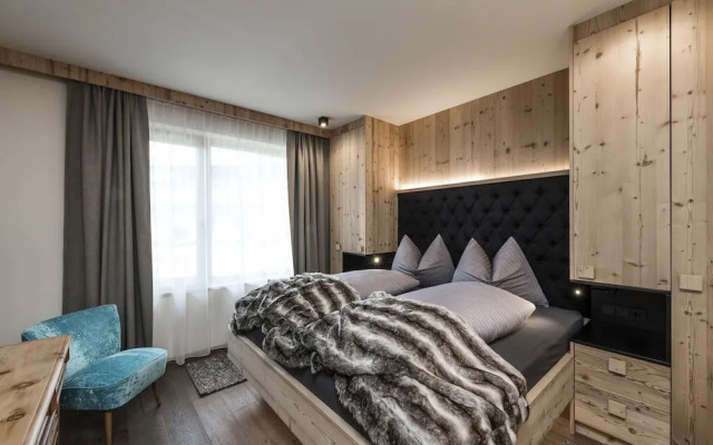 Presulis Hideaway Apartments & Restaurant