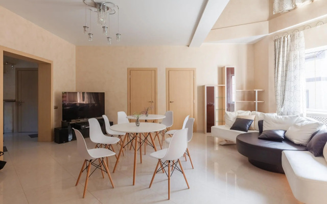 Дом Звезда 2000