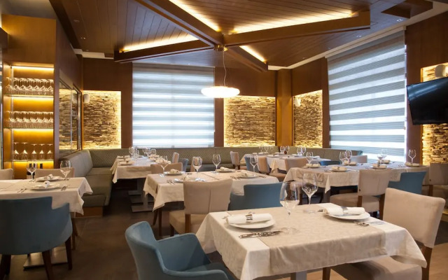SG Amira Boutique Hotel