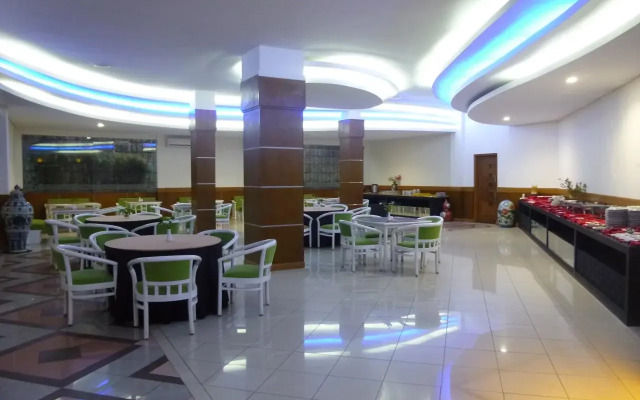 Hotel New Puri Garden Bandara Semarang