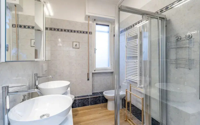 Comfortable Apartment in Firenze-careggi