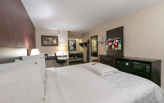 Red Roof Inn PLUS+ Nashville Airport