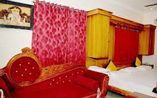 Anandha Grand