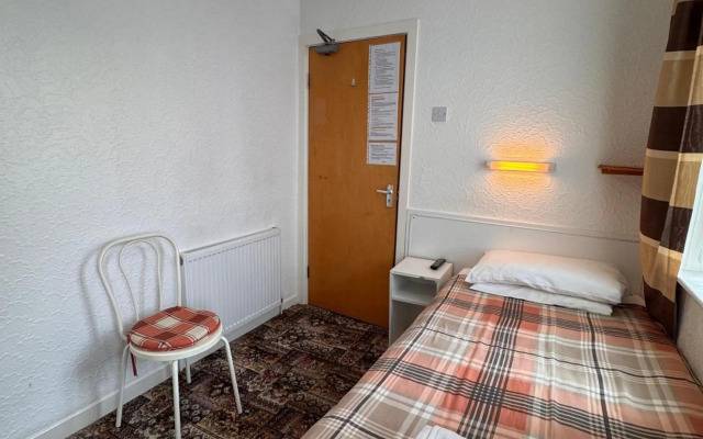 OYO Delton Hotel Blackpool Pleasure Beach