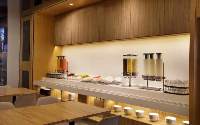 AI Hotel Jakarta Thamrin