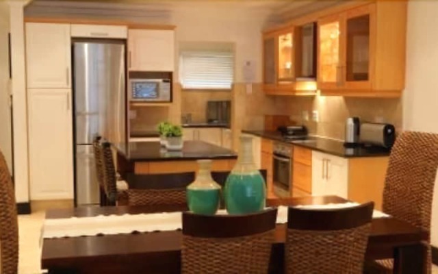 604 Manor View