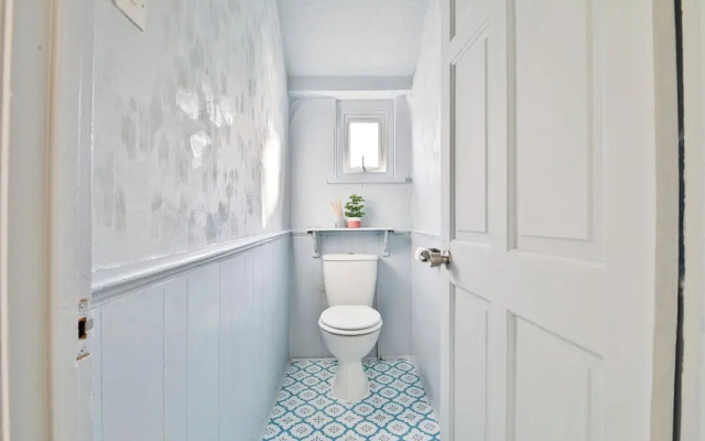 Beautifully Designed 2 Bed Apartment
