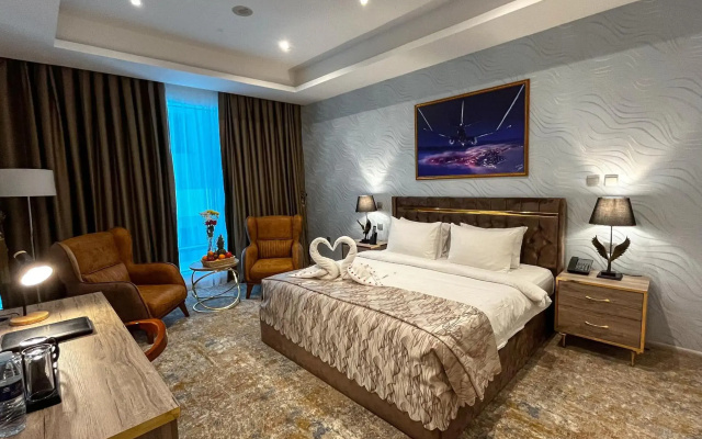 Al Mansour Plaza