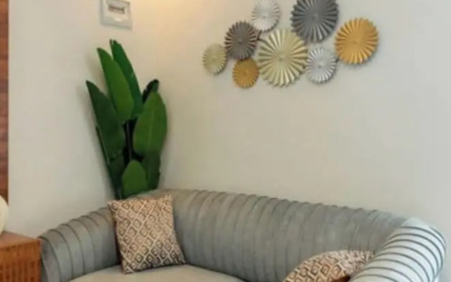 Tranquil Point Residence