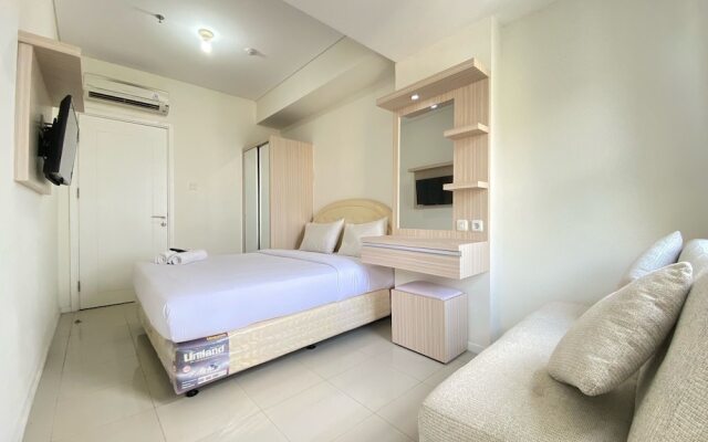 Homey Furnished 2Br Apartment At Parahyangan Residence