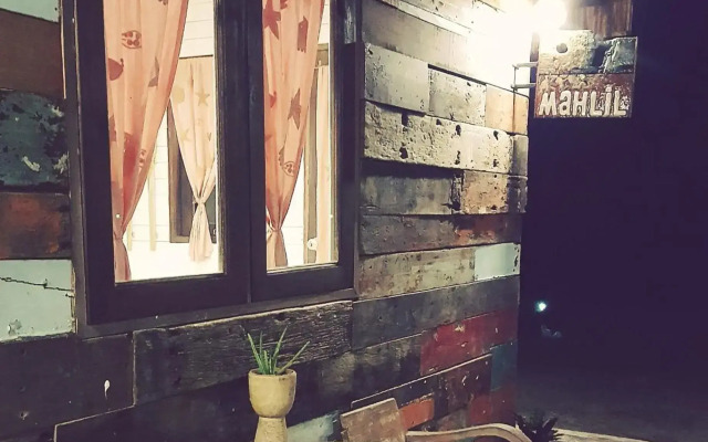 Maliblues Bed & Art Gallery