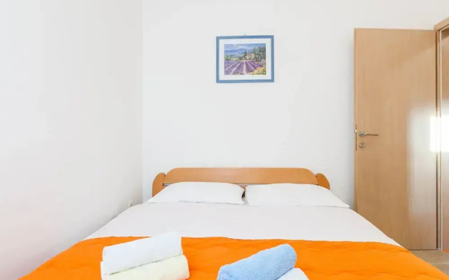 Cozy Apartments in Zadar With Sea and Mountain Views