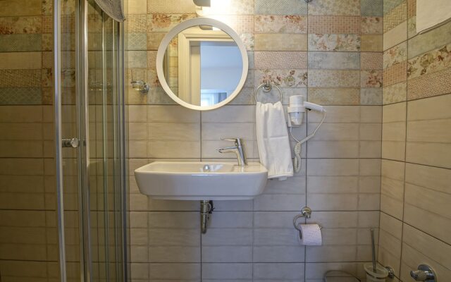 Gelincik Otel